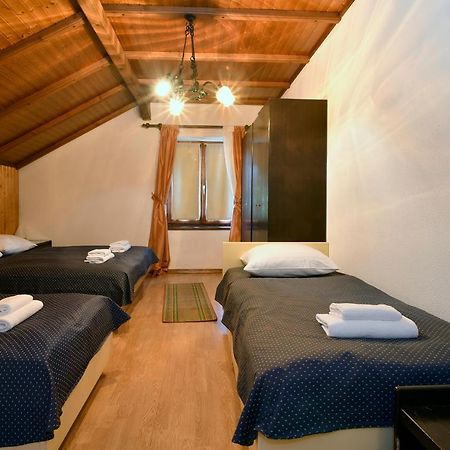Gostilna Lokve Bed & Breakfast Екстериор снимка