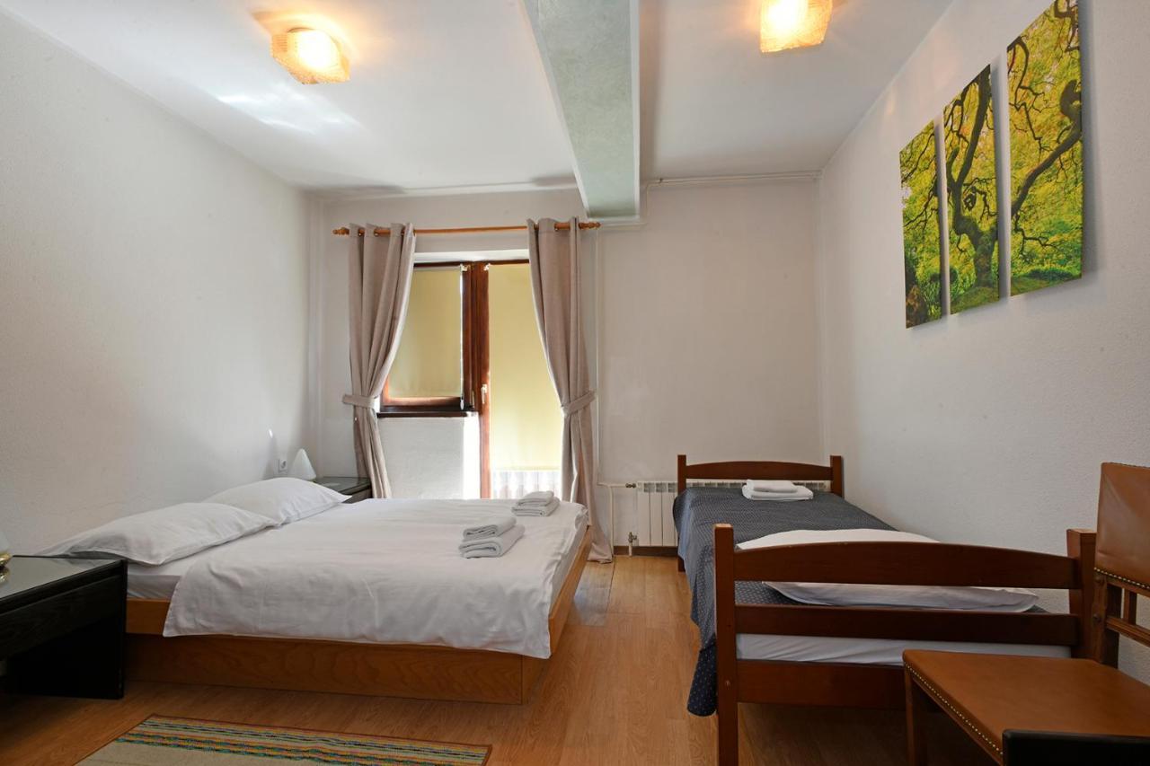 Gostilna Lokve Bed & Breakfast Екстериор снимка
