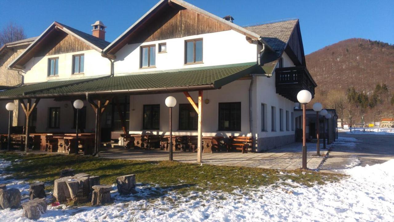 Gostilna Lokve Bed & Breakfast Екстериор снимка