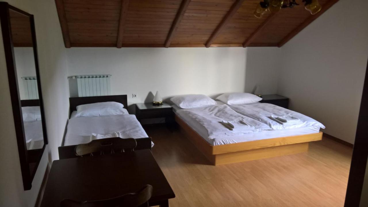 Gostilna Lokve Bed & Breakfast Екстериор снимка