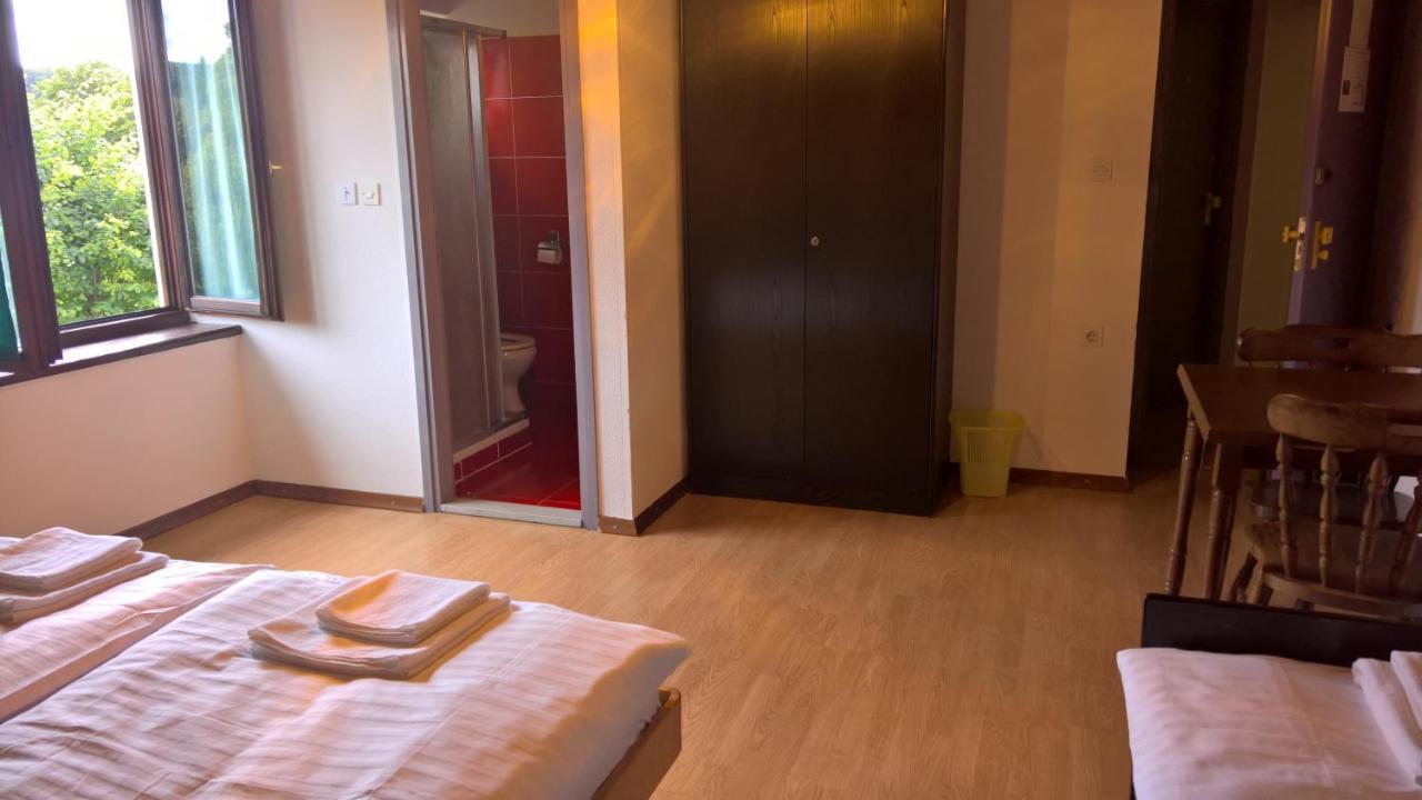 Gostilna Lokve Bed & Breakfast Екстериор снимка